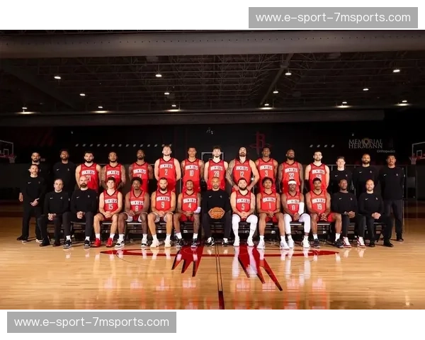 燃情季后赛:休斯顿火箭与波特兰开拓者,谁将点燃首胜硝烟? 燃情季后赛:休斯顿火箭与波特兰开拓者,谁将点燃首胜硝烟?